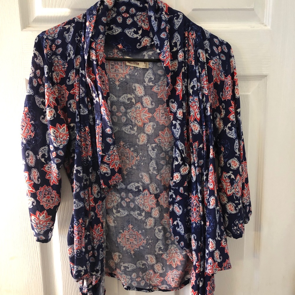 Hollister Front-Tie Kimono Top